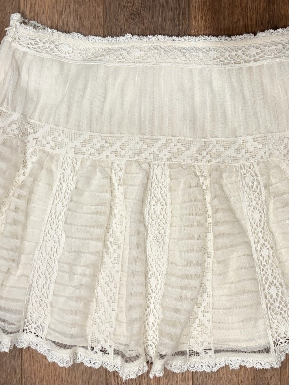 LoveShackFancy Rubyanne Lace Mini Skirt - Picture 4 of 6